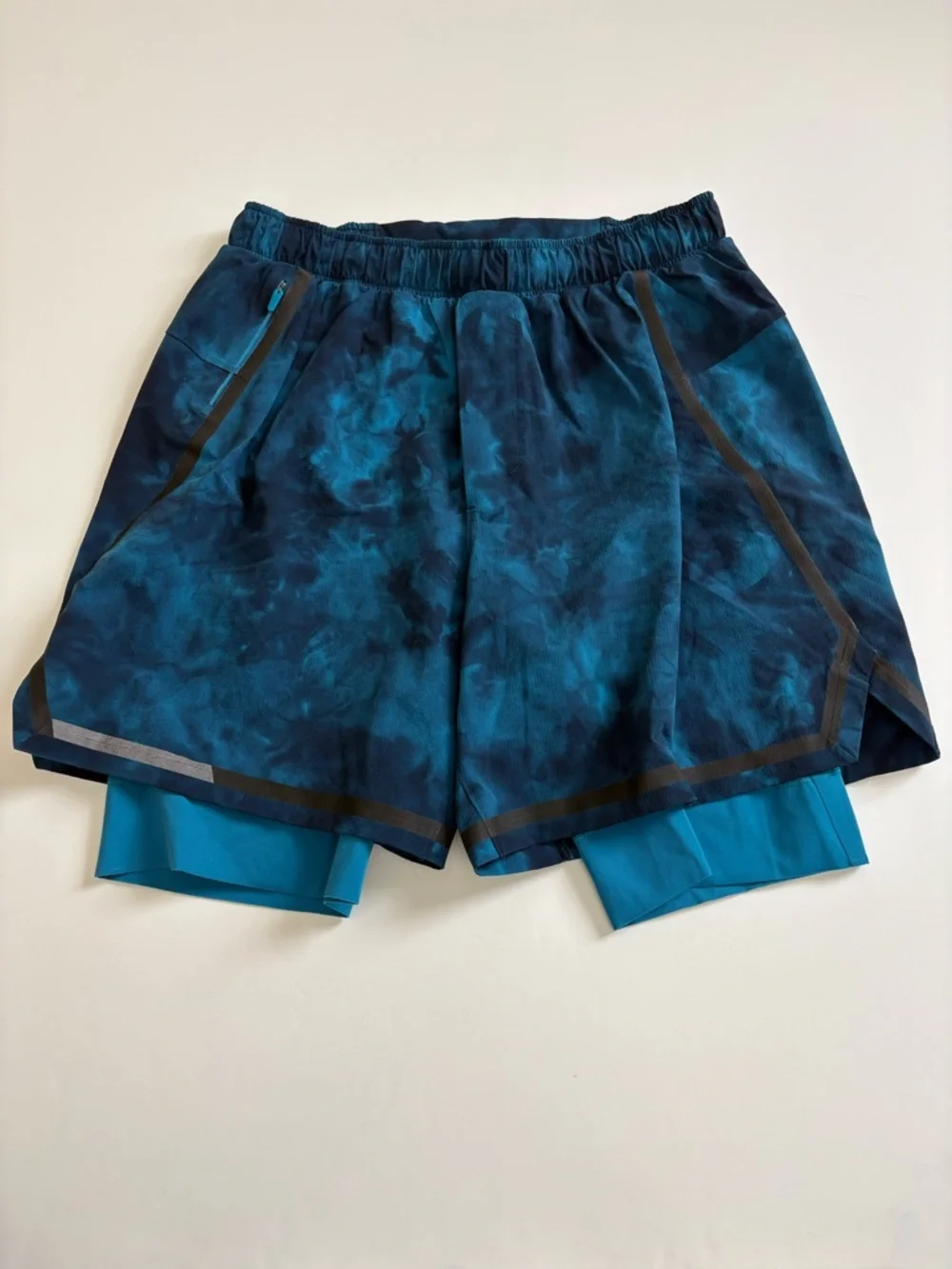 Lululemon Surge Short Lined 6” Blue Dye Print Size Medium - Picture 1 of 8